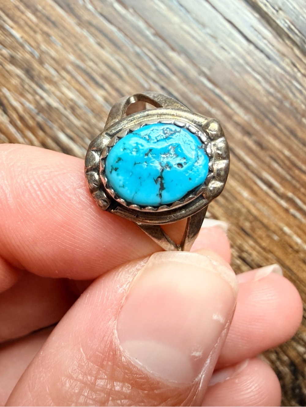 Like new! Sterling Silver Turquoise Oval Ring - Blue Turquoise Statement